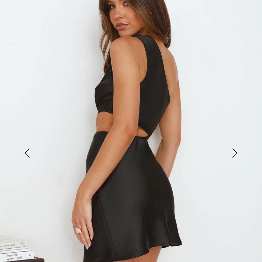DREAMCATCHER SATIN ONE SHOULDER MINI DRESS BLACK